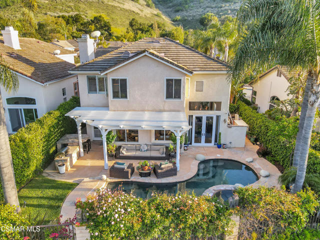 5177 Pesto Way, Oak Park CA: https://media.crmls.org/mediaz/19cc322e-ce39-4158-8542-a13f16f497a3.jpg