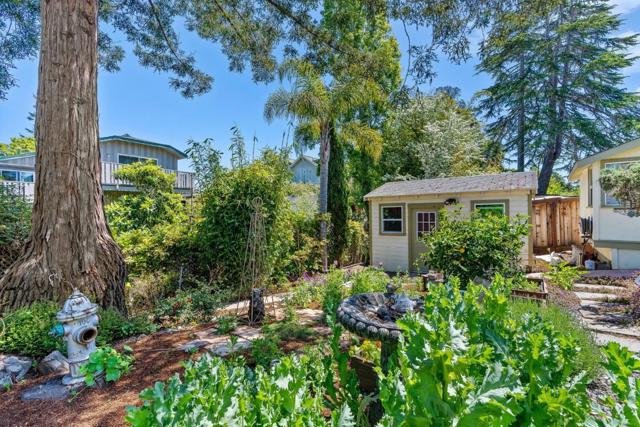150 Darwin Street, Santa Cruz CA: https://media.crmls.org/mediaz/19ccc840-ee80-4661-af65-d7a9c249f938.jpg