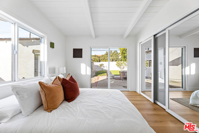 8507 Naylor Avenue, Los Angeles CA: https://media.crmls.org/mediaz/19ce2528-336b-48e9-b85c-4dbf4612d886.jpg