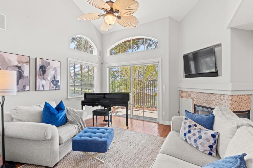 12041 Tivoli Park Row - photo 13