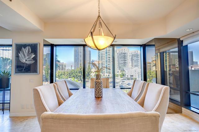 100 Harbor Dr, San Diego CA: https://media.crmls.org/mediaz/19cf13ad-98bc-42f1-bb01-26fd748f1268.jpg