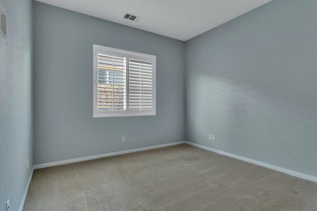 43996 Salpare Place, Indio CA: https://media.crmls.org/mediaz/19cf610a-7414-4d0d-ae3c-394164918684.jpg