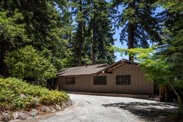 125 Grandview Drive, Woodside CA: https://media.crmls.org/mediaz/19d12083-c58d-4c19-9036-5547e2c906c0.jpg