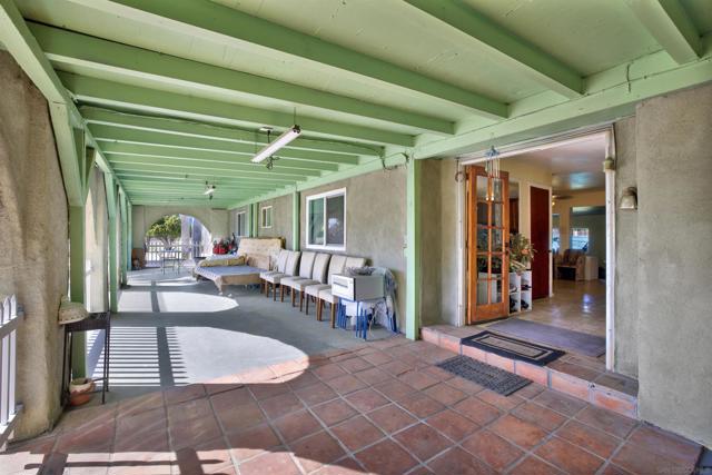 30100 Valley Center Rd., Valley Center CA: https://media.crmls.org/mediaz/19d174b1-c34d-4725-ade7-7b859f6fded9.jpg