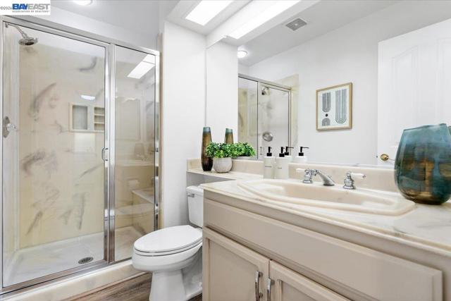 Image 23 of 60 For 7900 Pineville Cir