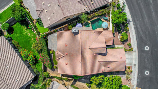44128 Royal Troon Drive, Indio CA: https://media.crmls.org/mediaz/19d4091d-acc3-4296-8e01-4291245477b7.jpg