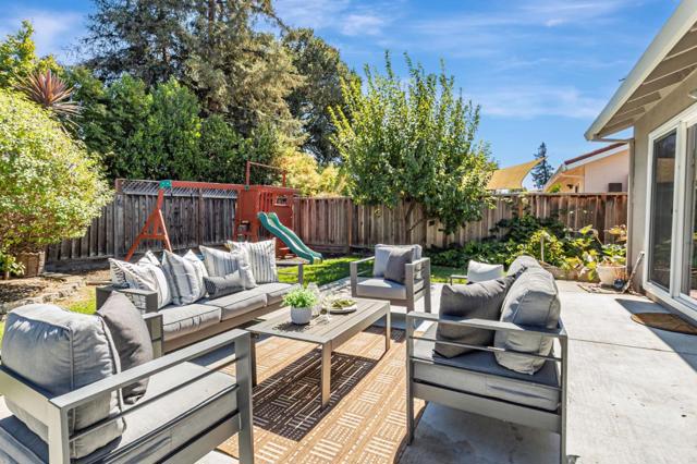 824 Buchser Way, San Jose CA: https://media.crmls.org/mediaz/19d43387-07f5-497f-8335-b5af3c07fad7.jpg