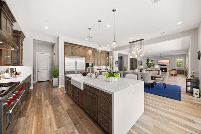 6183 Summit Crest Circle, San Diego CA: https://media.crmls.org/mediaz/19d43b66-7def-4702-9c93-0b4fbc1b86e7.jpg