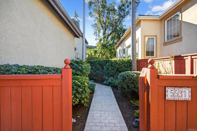 Detail Gallery Image 7 of 62 For 5531 Foxtail Loop, Carlsbad,  CA 92010 - 3 Beds | 2/1 Baths