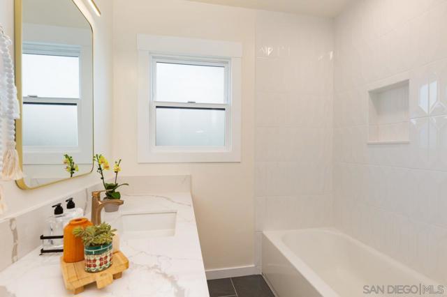 3892 Bass St., La Mesa CA: https://media.crmls.org/mediaz/19d6221e-6610-474d-b975-1d1372dd20ef.jpg