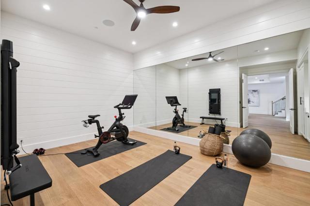 55 Irving Avenue, Atherton CA: https://media.crmls.org/mediaz/19d66464-d97a-4260-8567-641b9817bb61.jpg