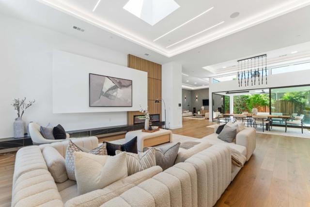 13197 Berwick Street, Saratoga CA: https://media.crmls.org/mediaz/19d72c3f-c5d6-4544-86f2-5462605e1da1.jpg