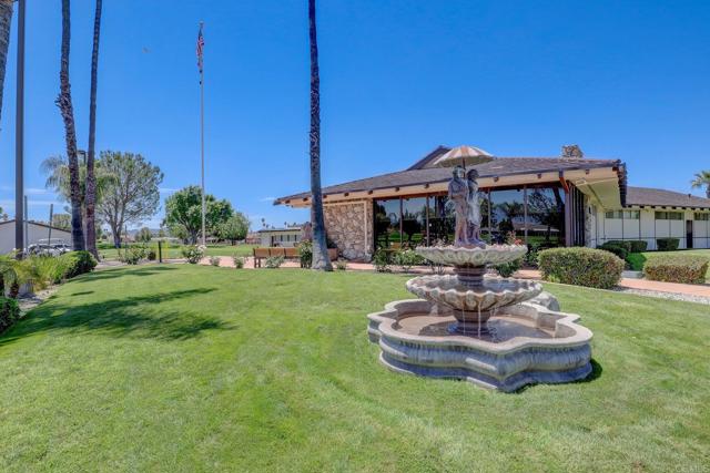 1161 W Westmont Ave, Hemet CA: https://media.crmls.org/mediaz/19d78acd-17f8-4434-a5f2-2de8b163e92d.jpg