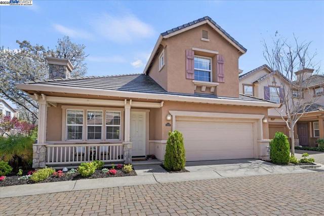 3989 Strafford Ct, Dublin CA: https://media.crmls.org/mediaz/19d7be7d-633f-4492-aee2-a9b94d2ff6b0.jpg