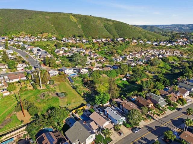 Detail Gallery Image 41 of 42 For 13879 Paseo Cardiel, San Diego,  CA 92129 - 4 Beds | 2/1 Baths