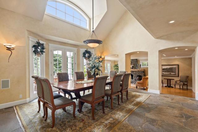 20470 Montalvo Heights Drive, Saratoga CA: https://media.crmls.org/mediaz/19d879d2-062d-4587-9f6e-c883a35ac86c.jpg