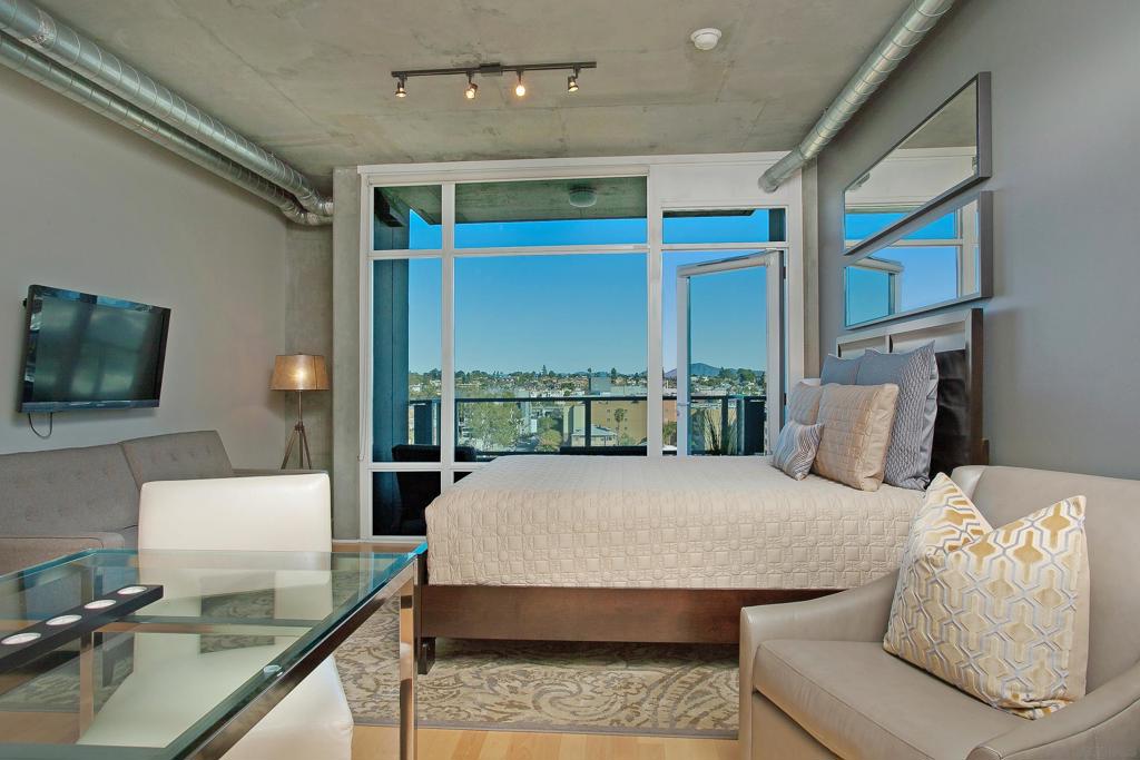 1080 Park Blvd - photo 3
