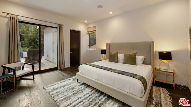 1884 Laurel Canyon Road, Los Angeles CA: https://media.crmls.org/mediaz/19d89fe3-c185-4312-90c7-ea0956a22a83.jpg