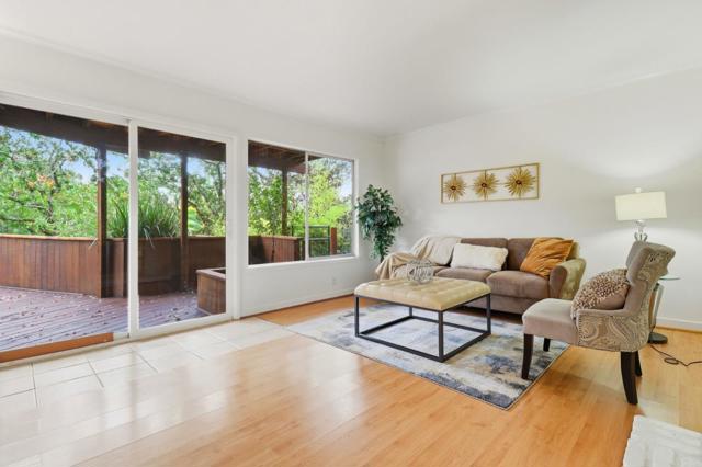 20 Brookmont Circle, San Anselmo CA: https://media.crmls.org/mediaz/19d97c25-909b-4988-b020-8983a93aefcd.jpg