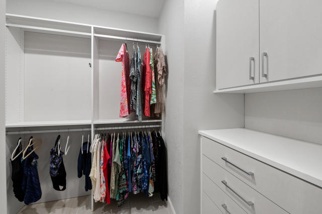 39060 Kilimanjaro Court, Palm Desert CA: https://media.crmls.org/mediaz/19d9bf61-4554-4178-8b4b-72f4d46c4ab4.jpg
