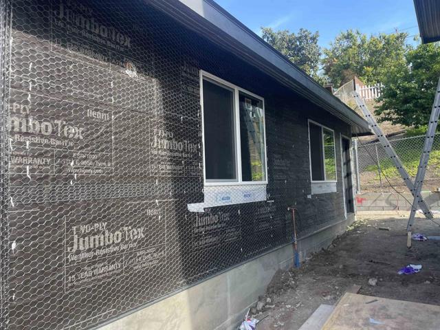 3335 37 S Barcelona St., Spring Valley CA: https://media.crmls.org/mediaz/19da9b72-c5b5-44c7-b036-eb2e3313a3fe.jpg