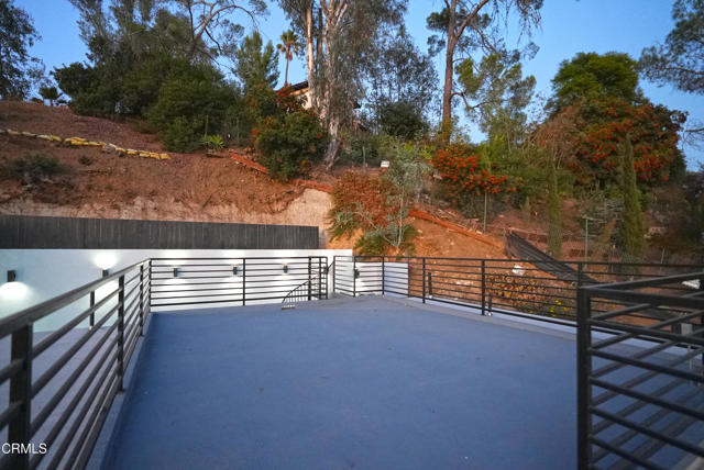 Detail Gallery Image 40 of 41 For 6565 Pickwick St, Los Angeles,  CA 90042 - 3 Beds | 3/1 Baths