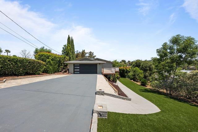 Detail Gallery Image 33 of 41 For 1026 Eucalyptus Ave, Vista,  CA 92084 - 5 Beds | 3 Baths