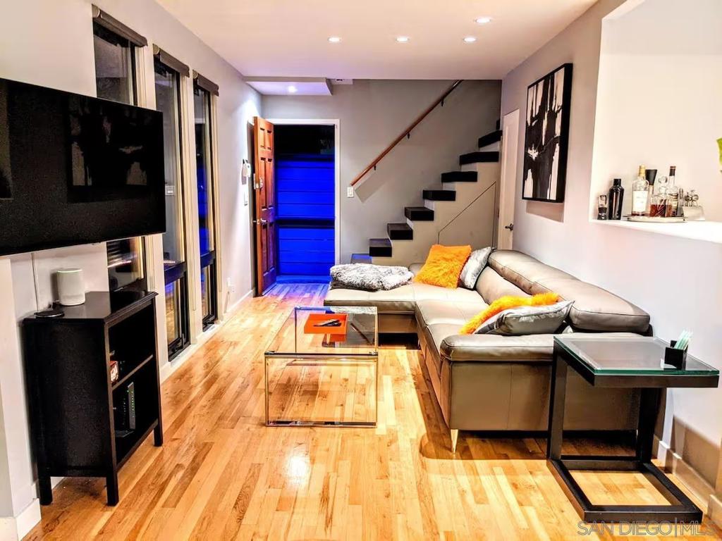 MLS #250024863SD img 8