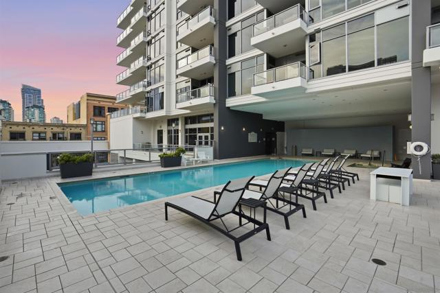 575 6th Ave, San Diego CA: https://media.crmls.org/mediaz/19db2df5-10a7-470a-a792-d1e774ce9be4.jpg