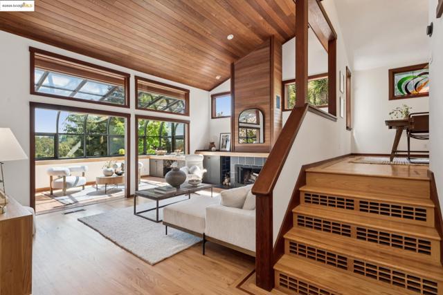 737 Woodhaven Rd, Berkeley CA: https://media.crmls.org/mediaz/19dbb143-25b4-4621-a753-bd0131eefdbc.jpg