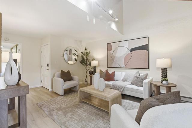 505 Cypress Point Drive, Mountain View CA: https://media.crmls.org/mediaz/19dc99f3-69af-449f-9d81-0454fcffb0d5.jpg