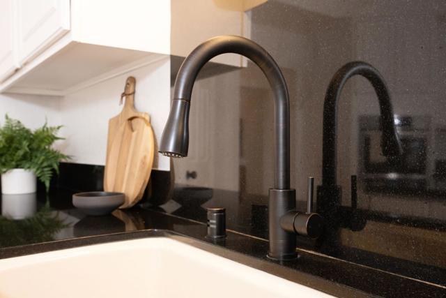 608 Silver Avenue, Half Moon Bay CA: https://media.crmls.org/mediaz/19dd8b53-5aa1-4ec0-bae5-64b5802d9029.jpg