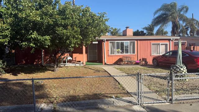 10046 Endfield Way, San Jose CA: https://media.crmls.org/mediaz/19dec0cb-214a-4fb2-a096-69cc07a46c64.jpg