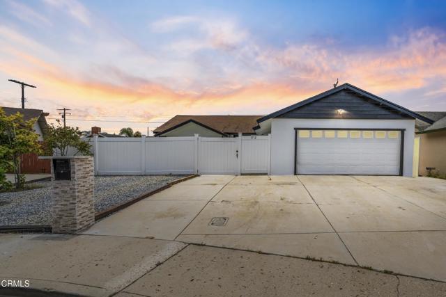 1712 N 7th Place, Port Hueneme CA: https://media.crmls.org/mediaz/19dfb173-e530-4add-8a64-bbeb61e114ce.jpg