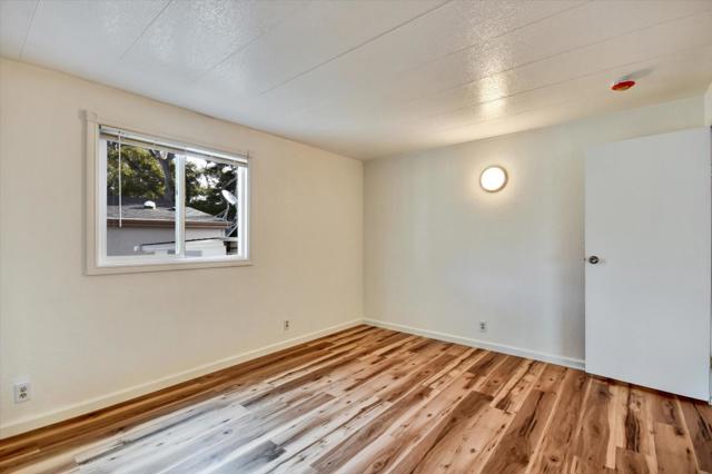 17 Pepperwood Way, Soquel CA: https://media.crmls.org/mediaz/19e16919-c68e-4326-ac33-6f84c46a2edb.jpg