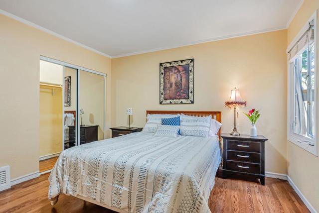 604 Key Boulevard, Richmond CA: https://media.crmls.org/mediaz/19e18a59-d6c8-4f3a-a067-a7ecfacb17ab.jpg