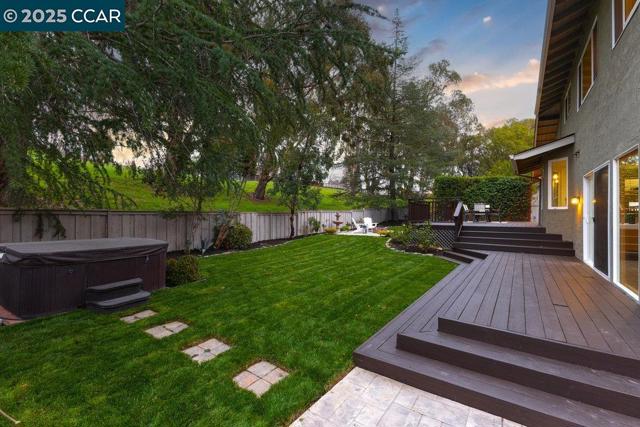 Image 27 of 32 For 220 Cypress Hills Ct