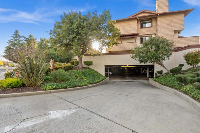 2785 S Bascom Avenue, Campbell CA: https://media.crmls.org/mediaz/19e39632-4f36-448f-8ea6-fac41c35b8da.jpg
