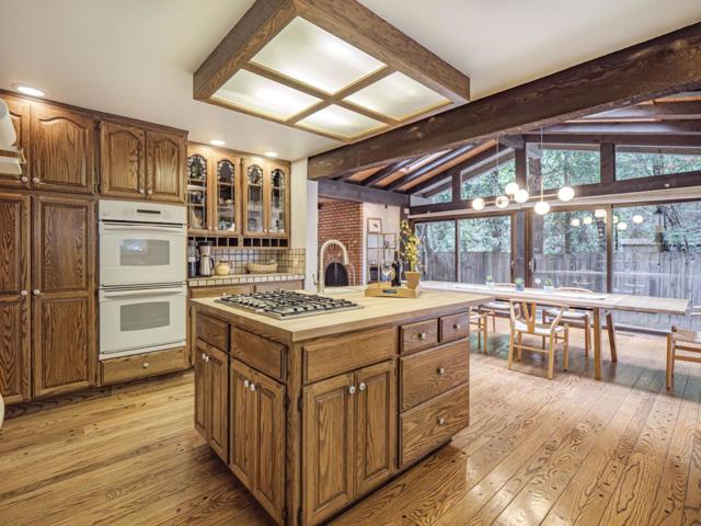 Image 25 of 65 For 251 Sunnycroft Road