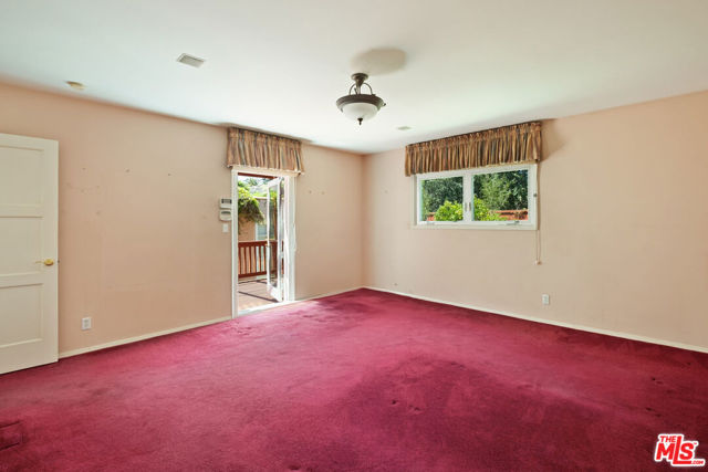 1541 Cardiff Avenue, Los Angeles CA: https://media.crmls.org/mediaz/19e3bdfa-8bb2-4877-b181-d9fddada1f11.jpg