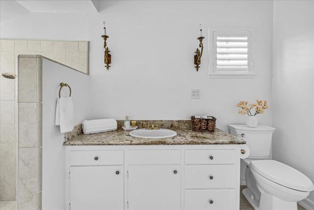 4125 Prunedale Avenue, Gilroy CA: https://media.crmls.org/mediaz/19e510e2-0280-4292-9360-e30c76a9a3d1.jpg