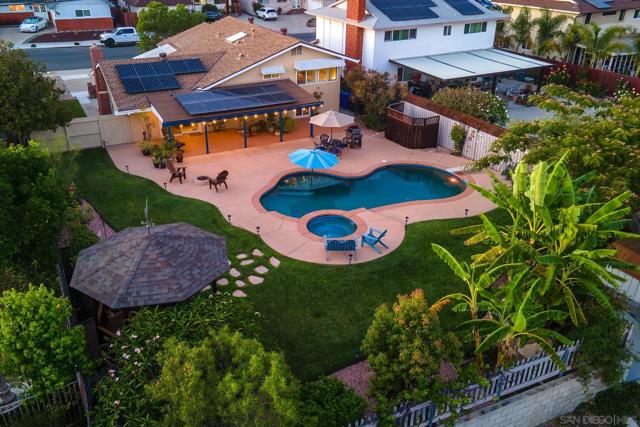 7783 Blue Lake Dr, San Diego CA: https://media.crmls.org/mediaz/19e56d84-6e1f-45c8-ad7c-6f2db8c788aa.jpg