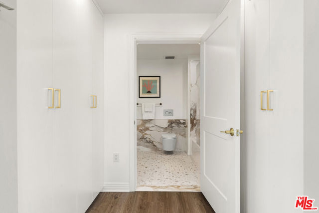 7428 Santa Monica Boulevard, 301 photo 15