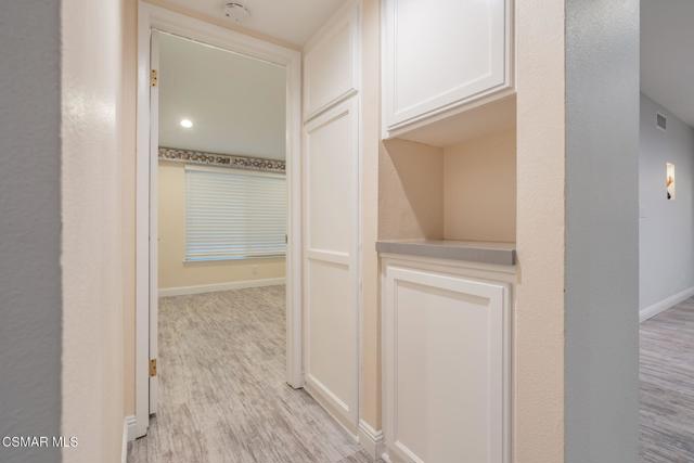 2760 Royal Avenue, Simi Valley CA: https://media.crmls.org/mediaz/19e5bafe-a549-4dcf-8c4a-70b0986d6af9.jpg