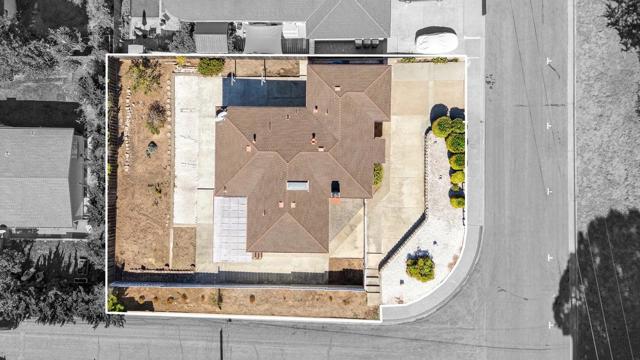1021 Wheeler Street, Seaside CA: https://media.crmls.org/mediaz/19e624e3-99cd-498d-89b8-9865dca52c8f.jpg
