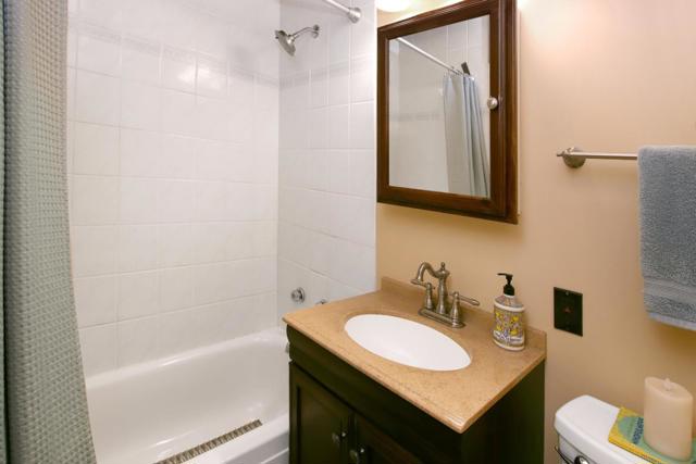 16770 Redwood Lodge Road, Los Gatos CA: https://media.crmls.org/mediaz/19e62e5d-6620-43db-918a-186c5a734f18.jpg