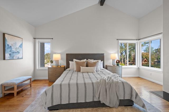 213 Via Palacio, Encinitas CA: https://media.crmls.org/mediaz/19e84801-27a9-43db-8a2c-163d8544ccd4.jpg