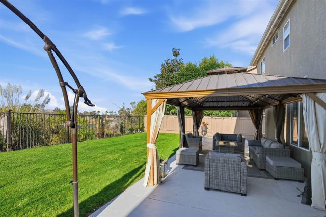 1332 Carneros Valley st, Chula Vista CA: https://media.crmls.org/mediaz/19e9e1f4-804e-4046-b1f2-ee27caa5d8af.jpg