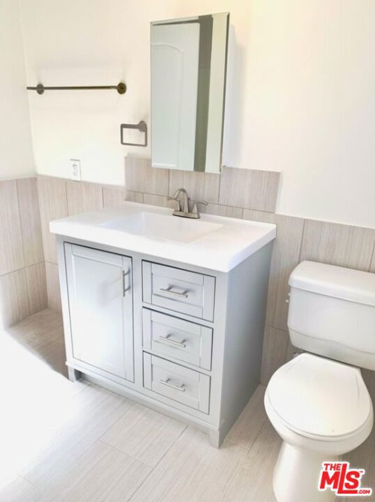 2562 West 11th Street photo 10