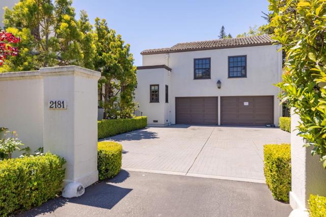 2181 Parkside Avenue, Hillsborough CA: https://media.crmls.org/mediaz/19eba6cb-ebe4-4832-93f6-930d712e3686.jpg
